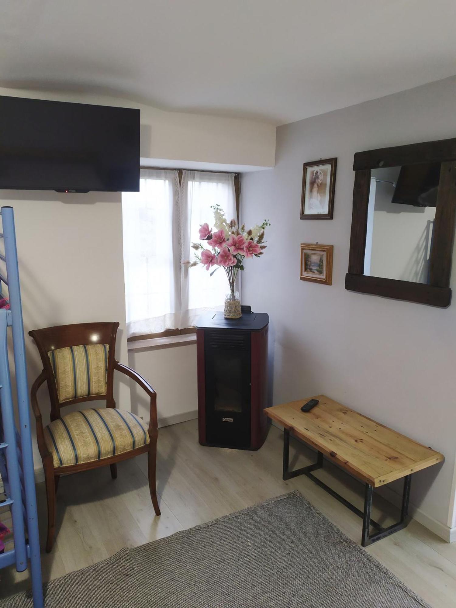 La Ghita Bed & Breakfast Sparone Екстериор снимка