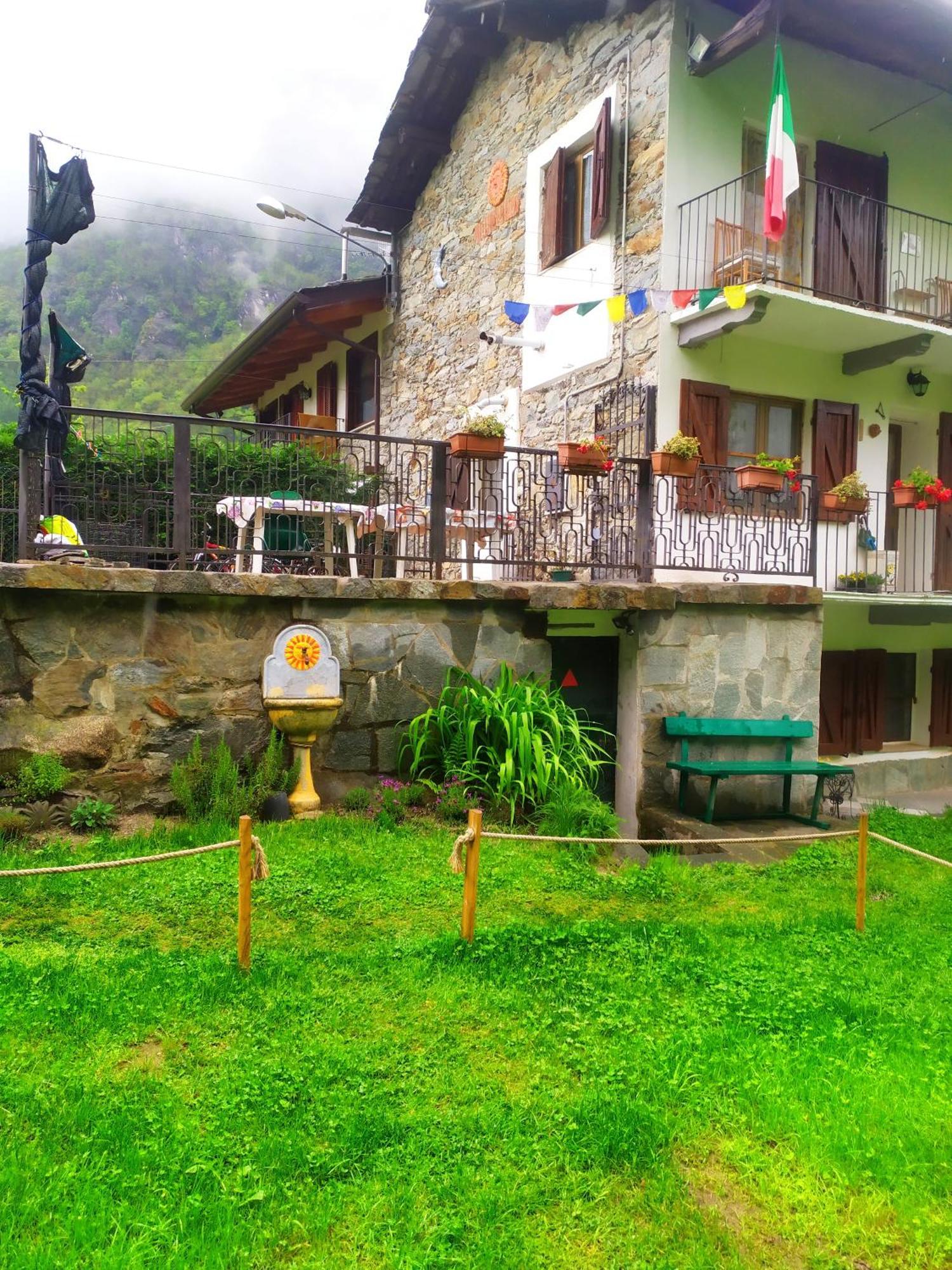 La Ghita Bed & Breakfast Sparone Екстериор снимка