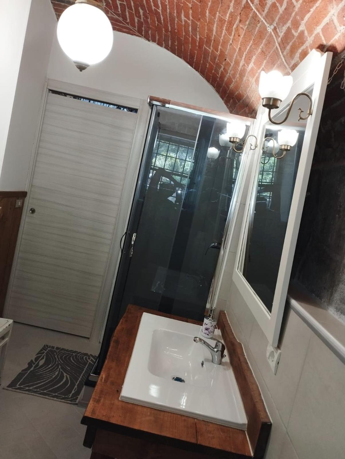 La Ghita Bed & Breakfast Sparone Екстериор снимка