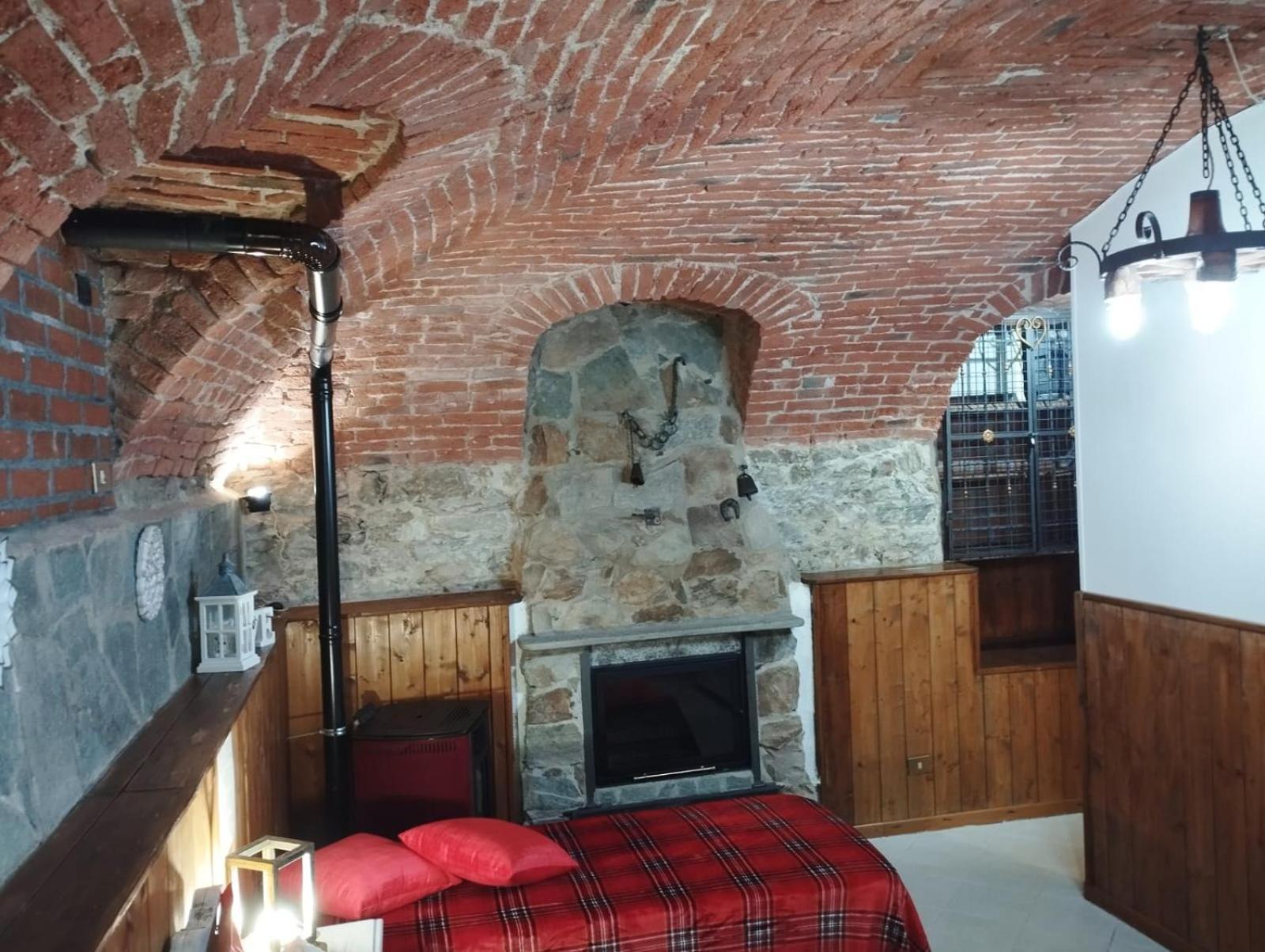 La Ghita Bed & Breakfast Sparone Екстериор снимка